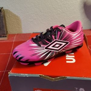 Umbro youth soccer cleats 11k